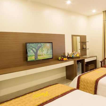 Mercy Hotel Ханой Екстериор снимка