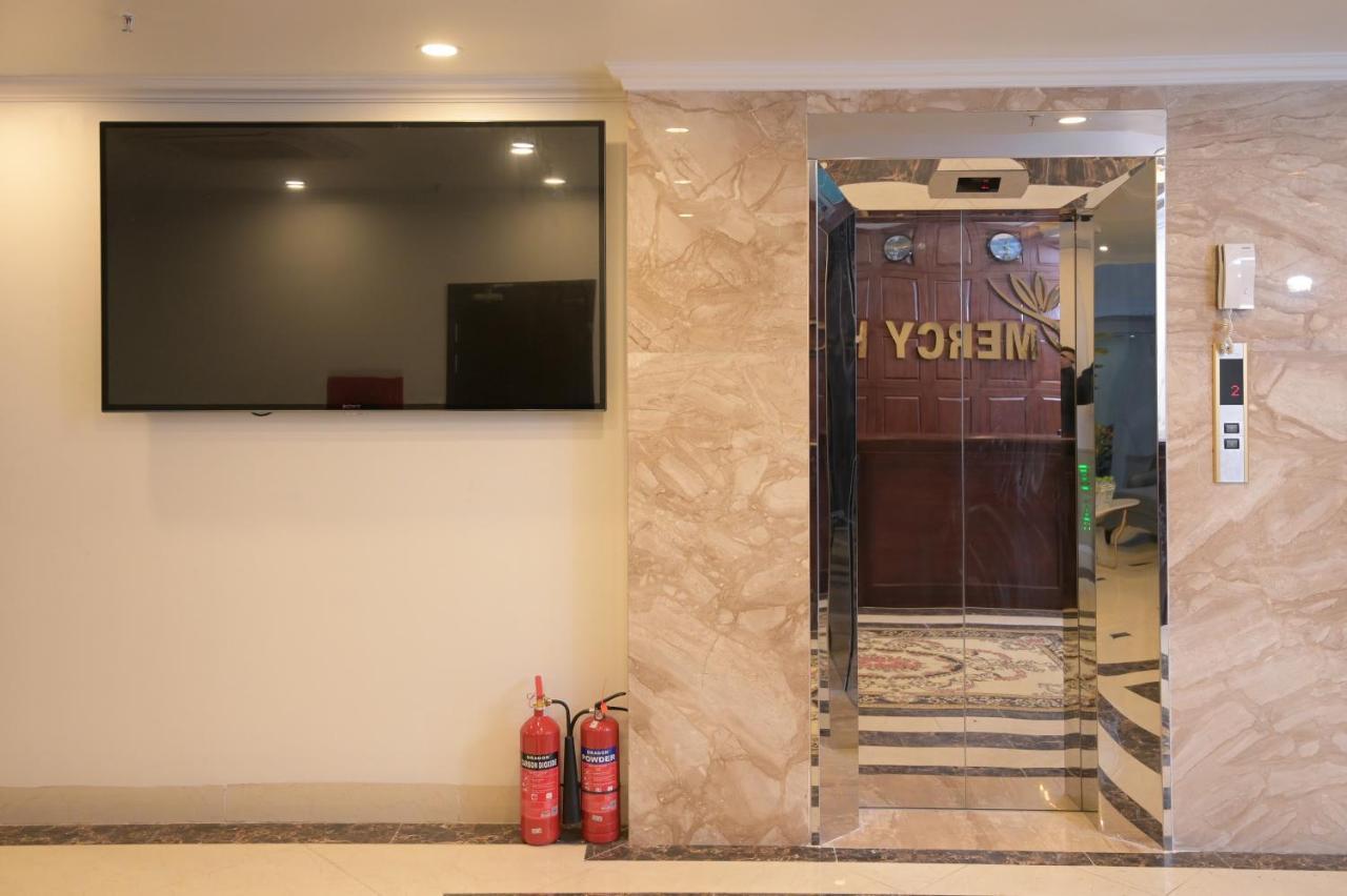 Mercy Hotel Ханой Екстериор снимка